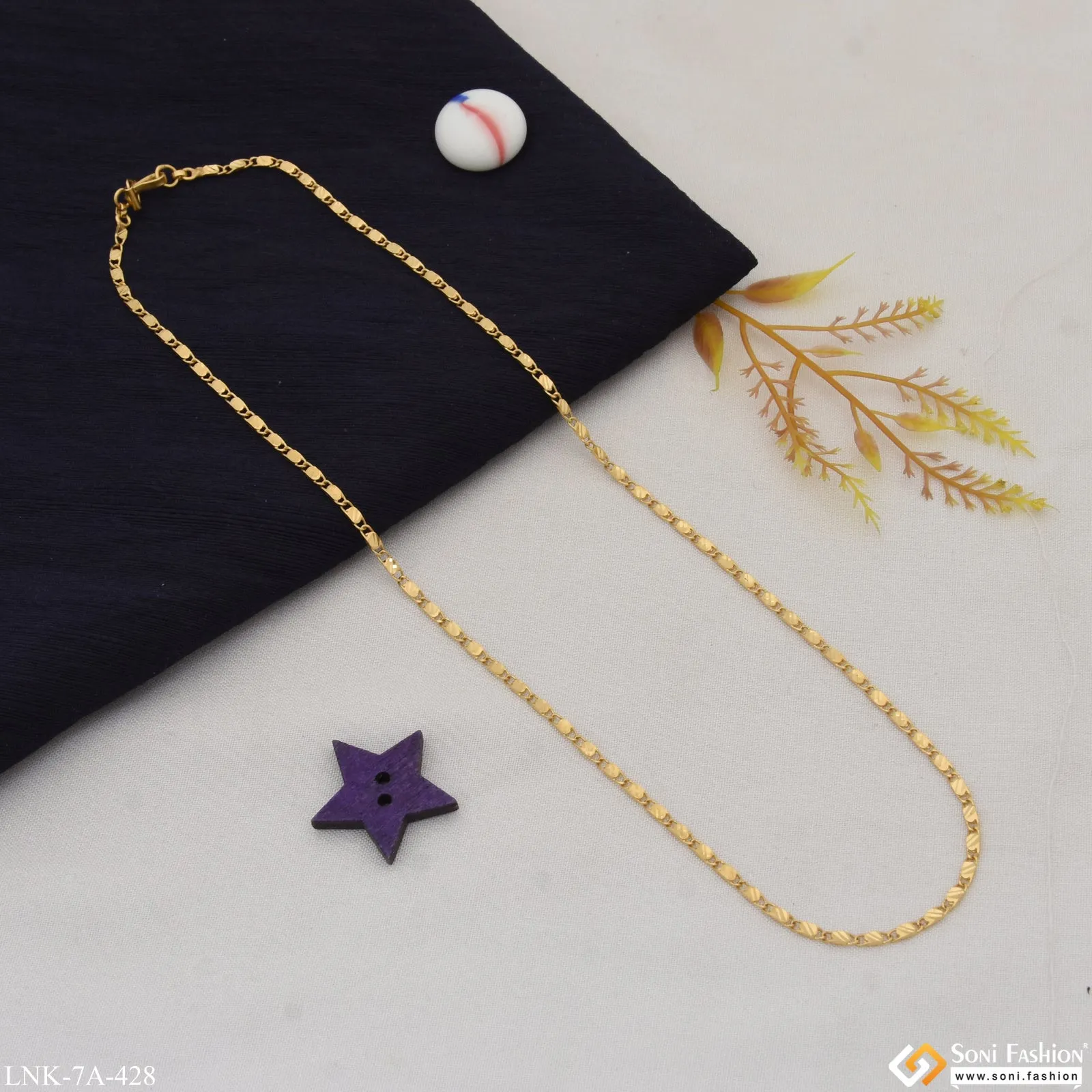 Exclusive Design Stunning Design Gold Plated Chain for Ladies - Style A428