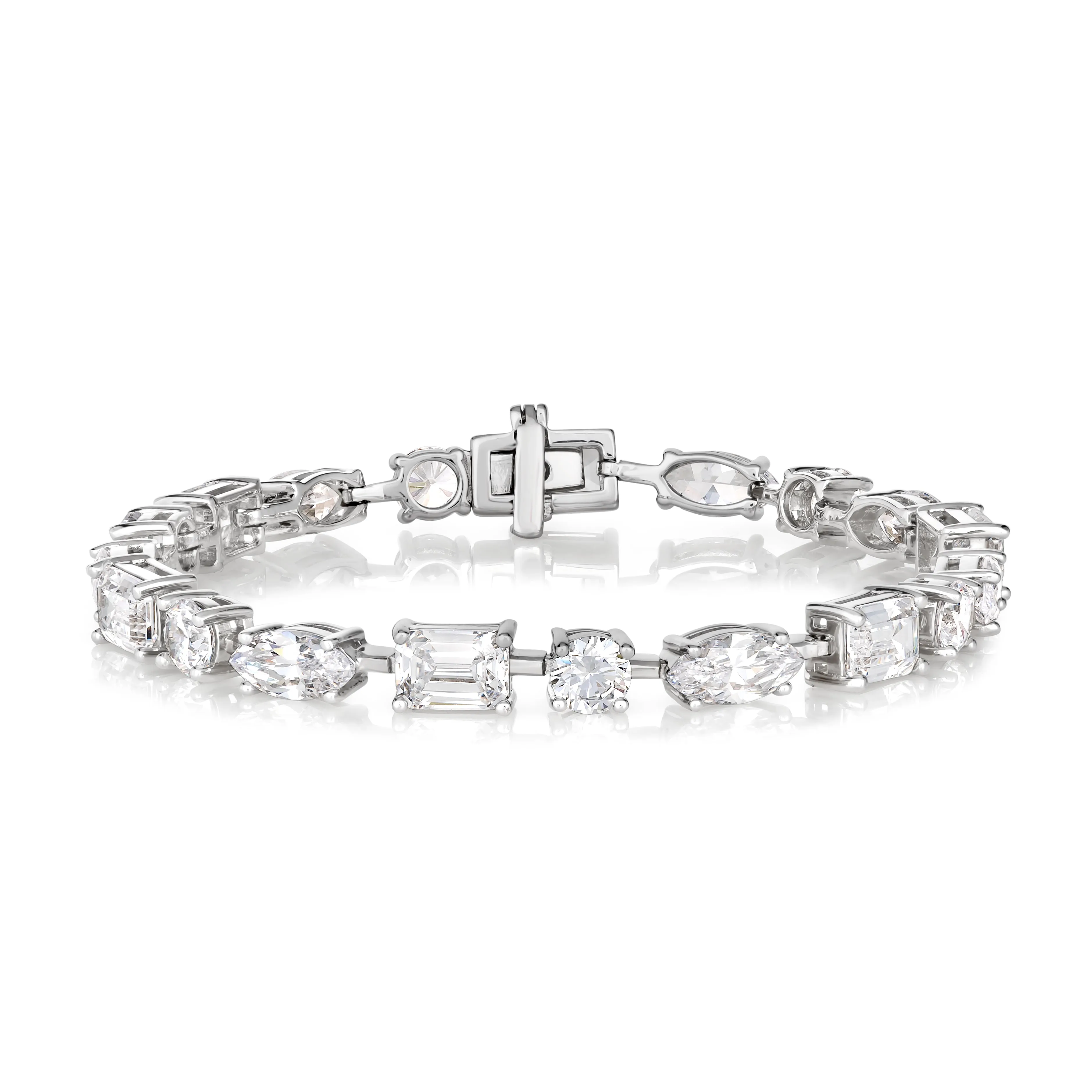 Le Petite Multishaped Diamond Crystalline Bracelet