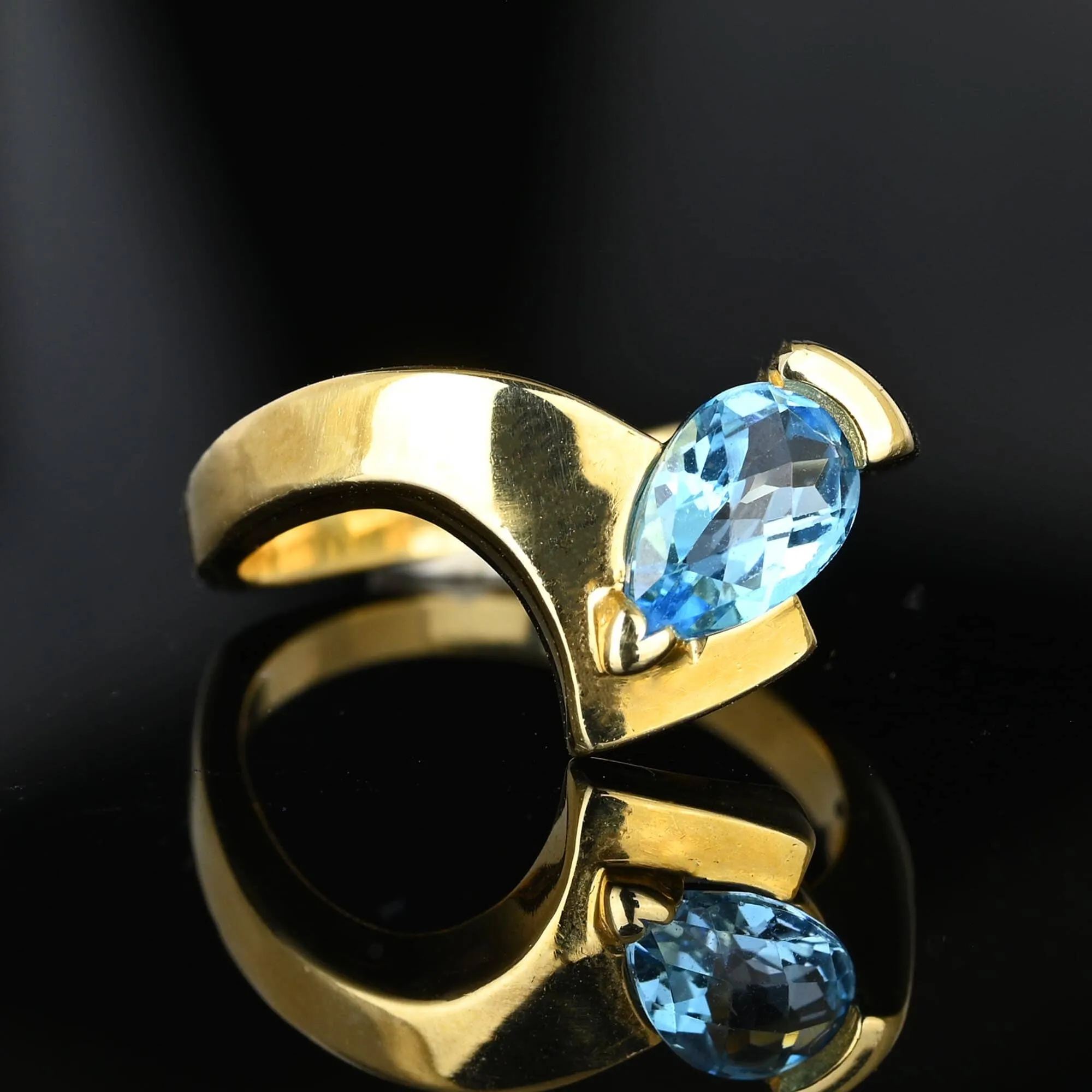 Vintage Chevron Bypass Pear Cut Blue Topaz Ring in 14K Gold