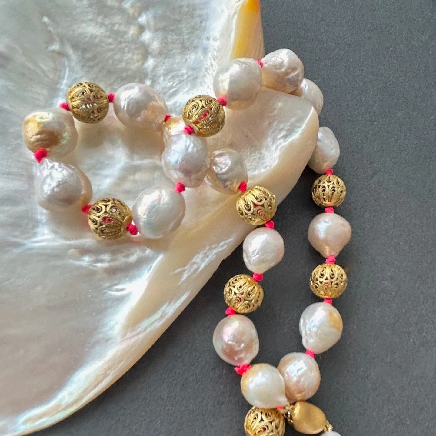 VINTAGE YET NEW GOLDEN FRESHWATER PEARL NECKLACE ON NEON PINK KNOTS